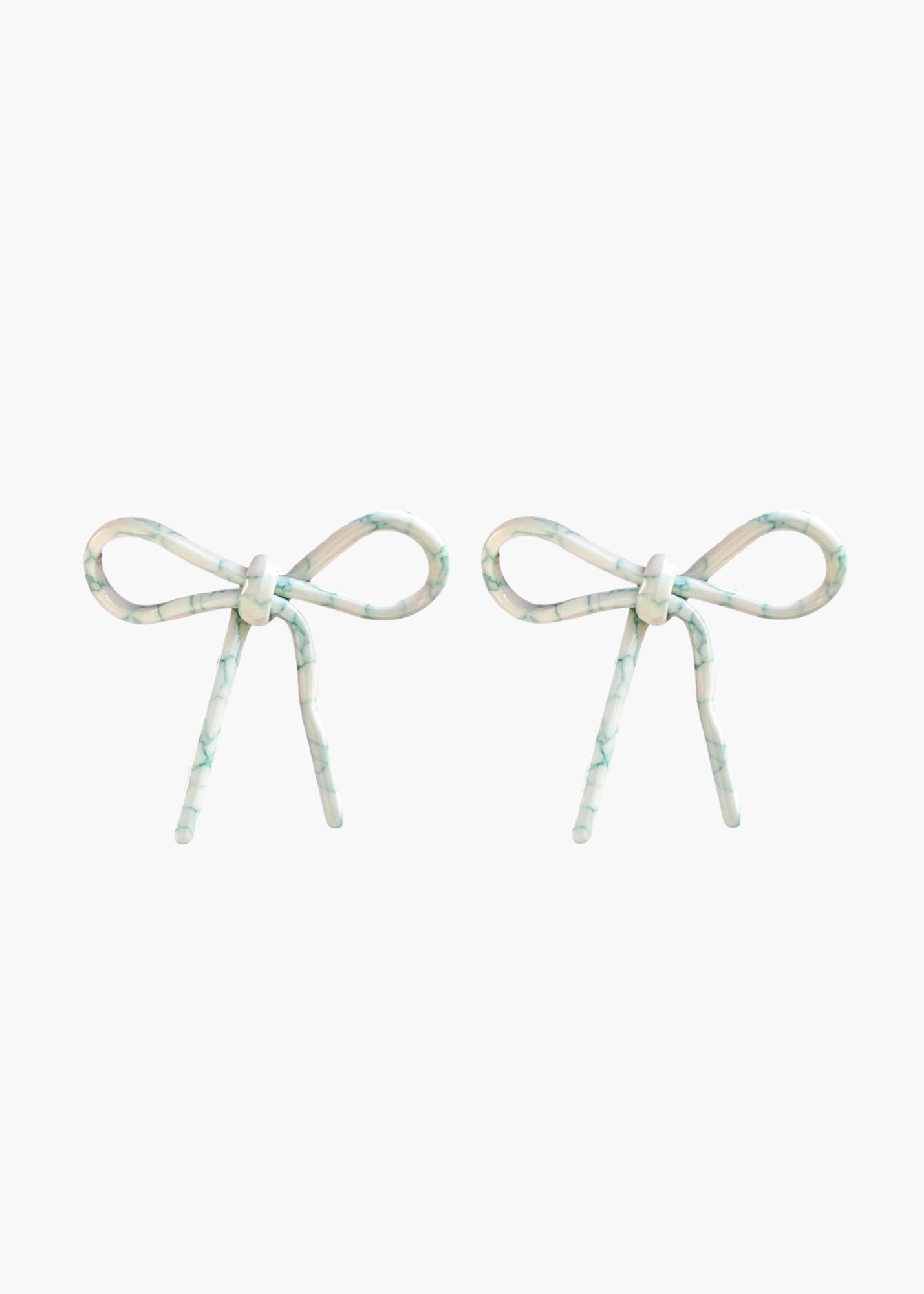 Bow Studs in Pool