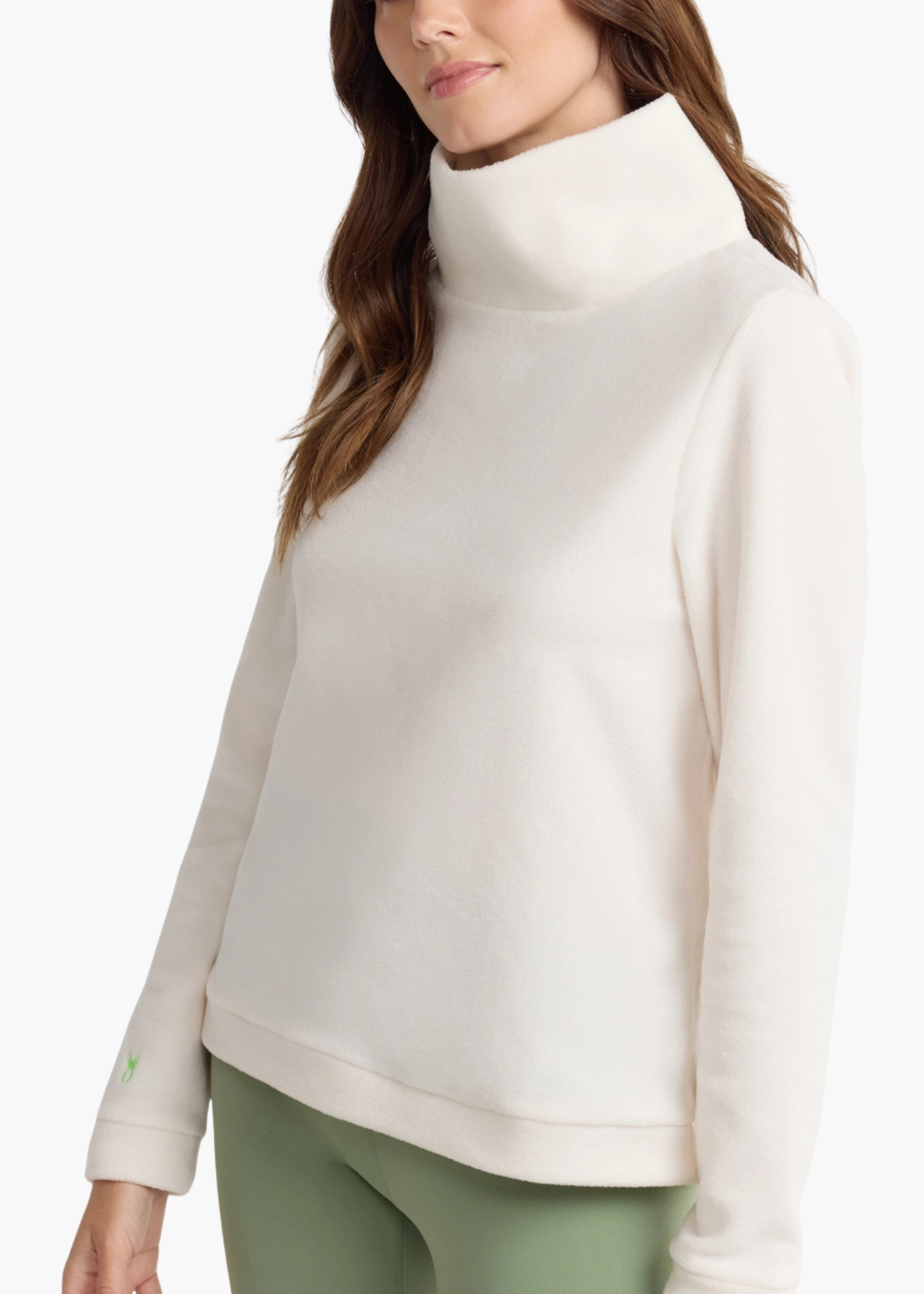 Park Slope Turtleneck in Cream