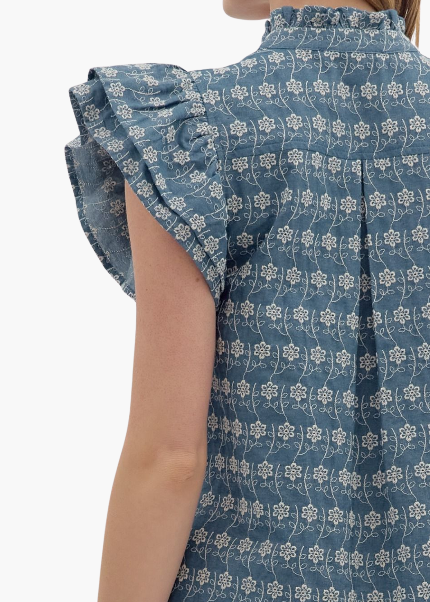 Georgia Top in Embroidered Chambray