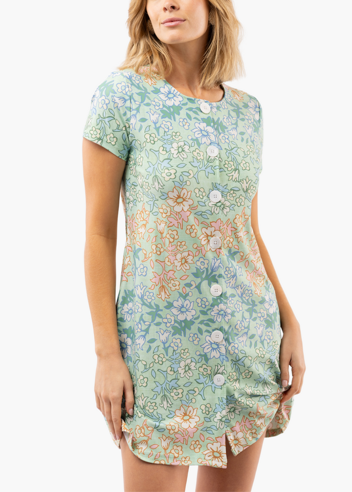 Agnes in Basil Daisy