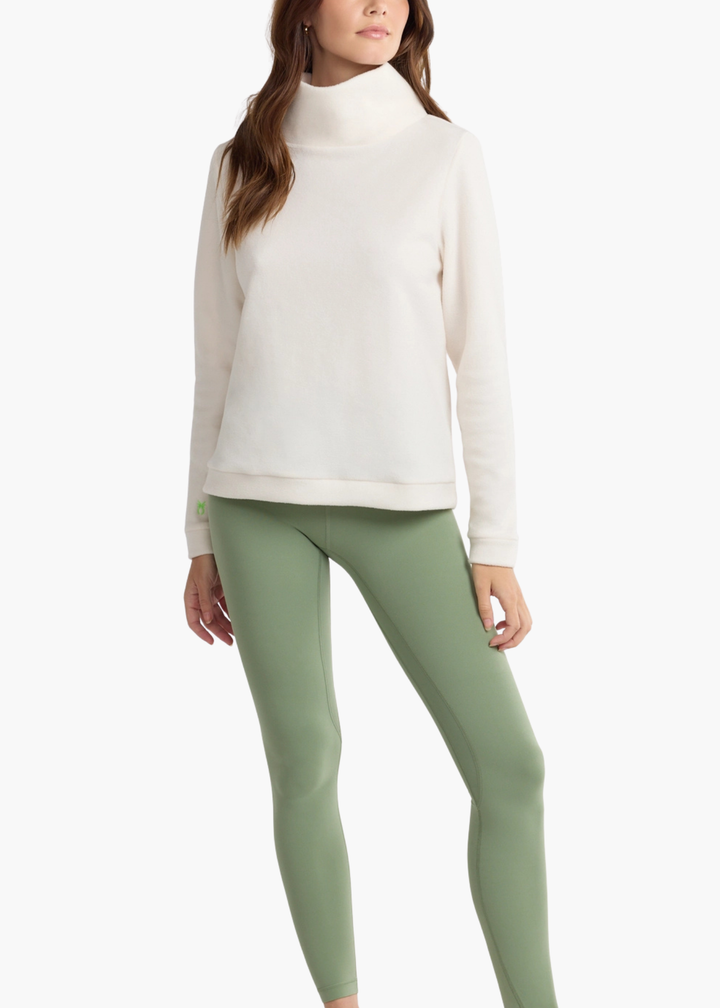Park Slope Turtleneck in Cream