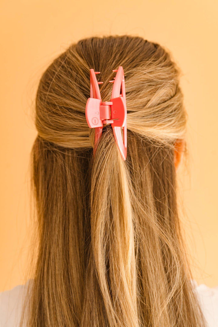 Open Hair Clip in Calming Coral