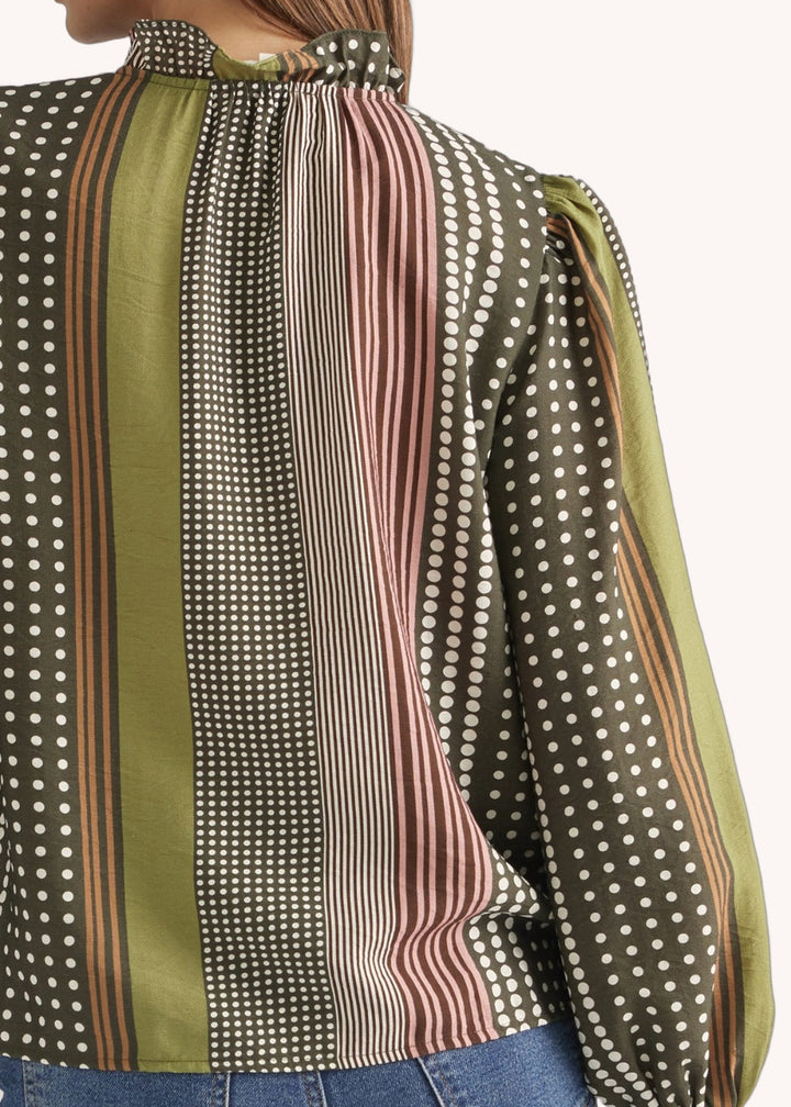 T33818 in Olive
