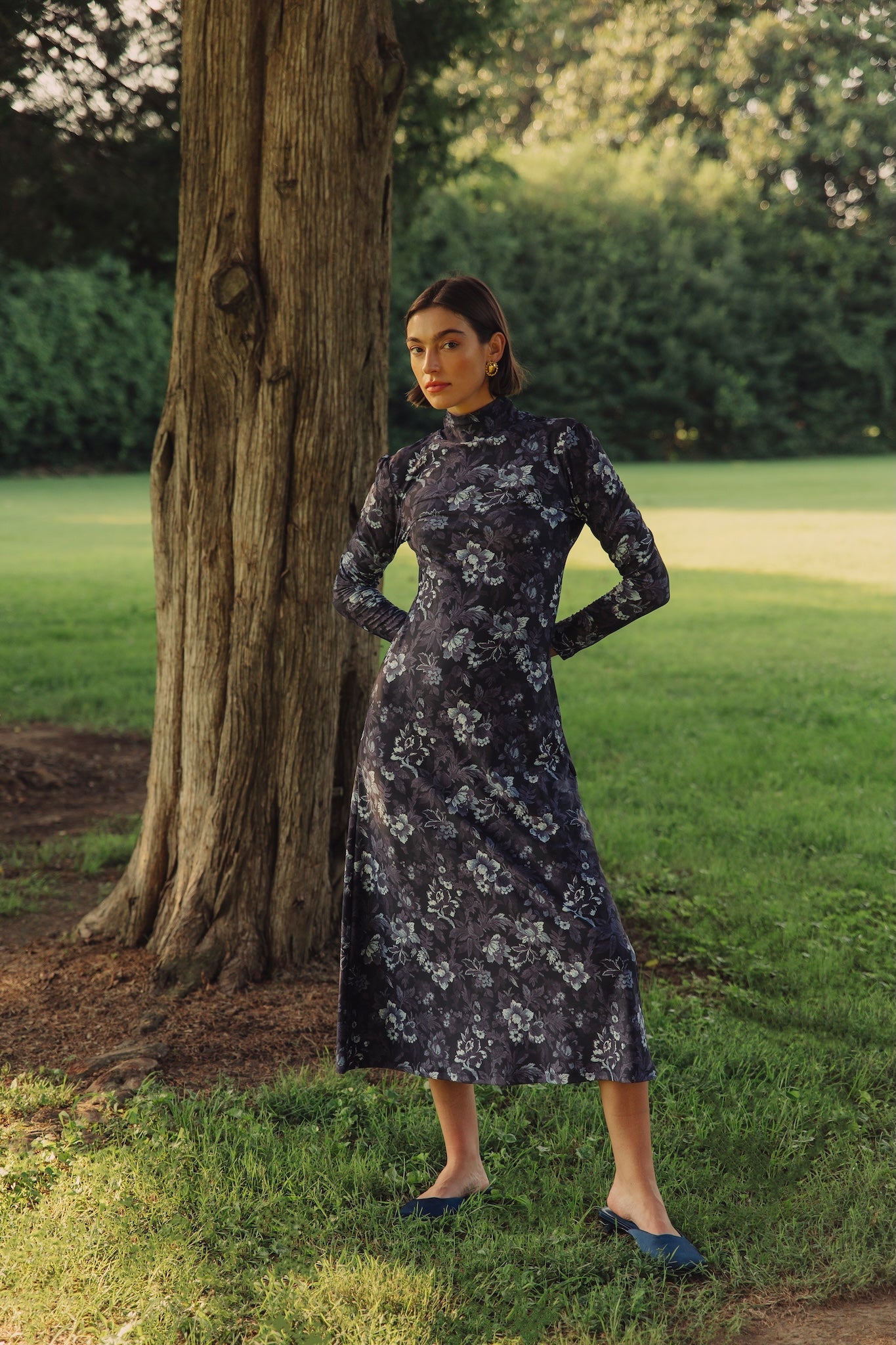 Daisy Dress in Royal Rose