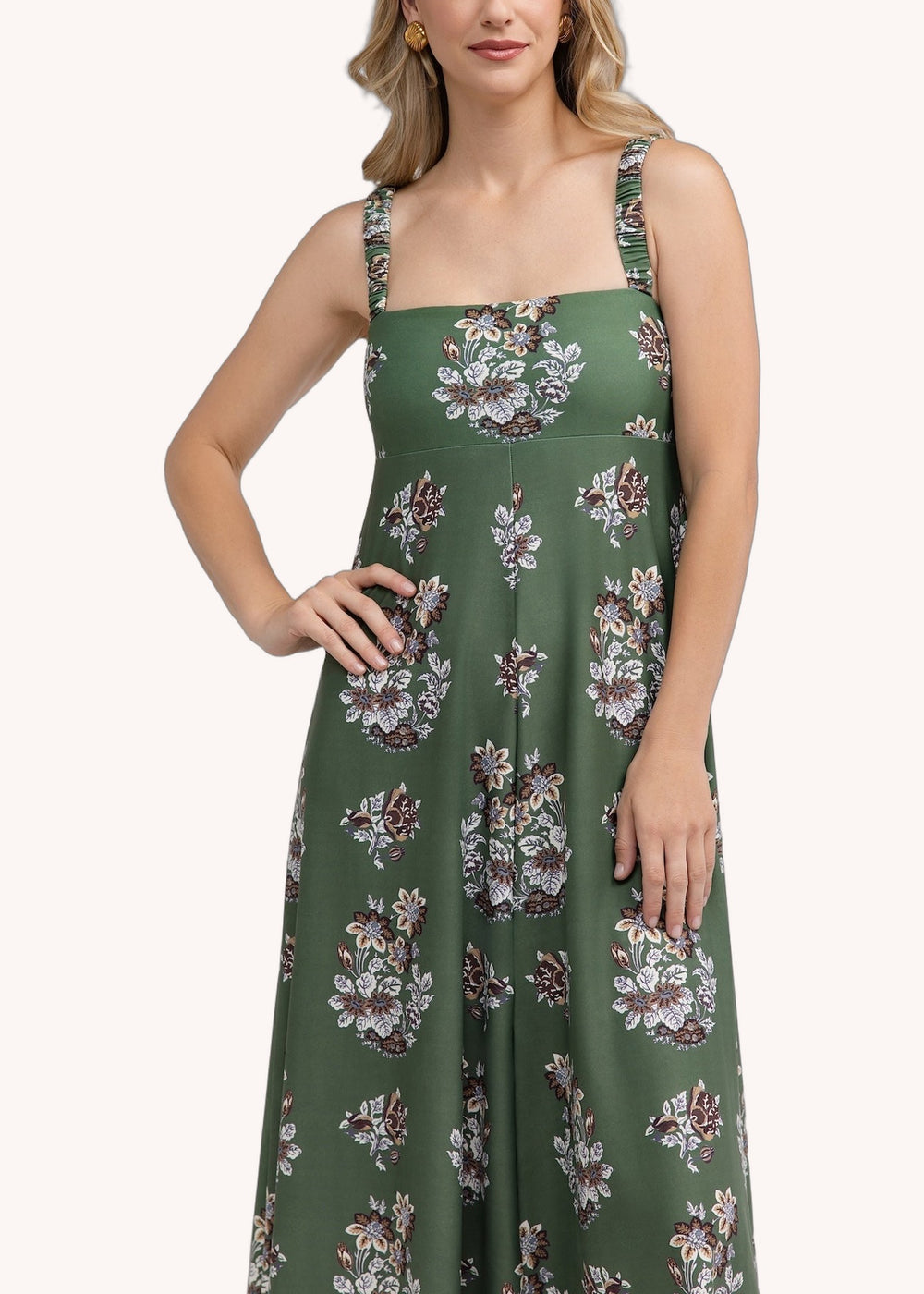 Lochlain Dress in Whisperwood