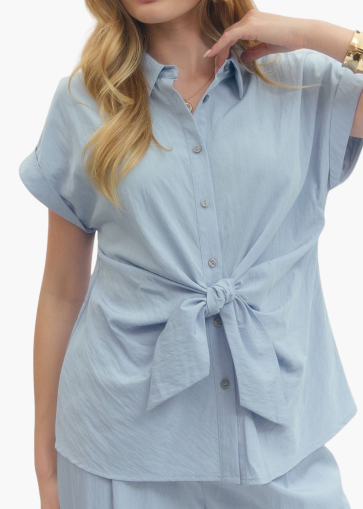 Mila Top in Light Blue