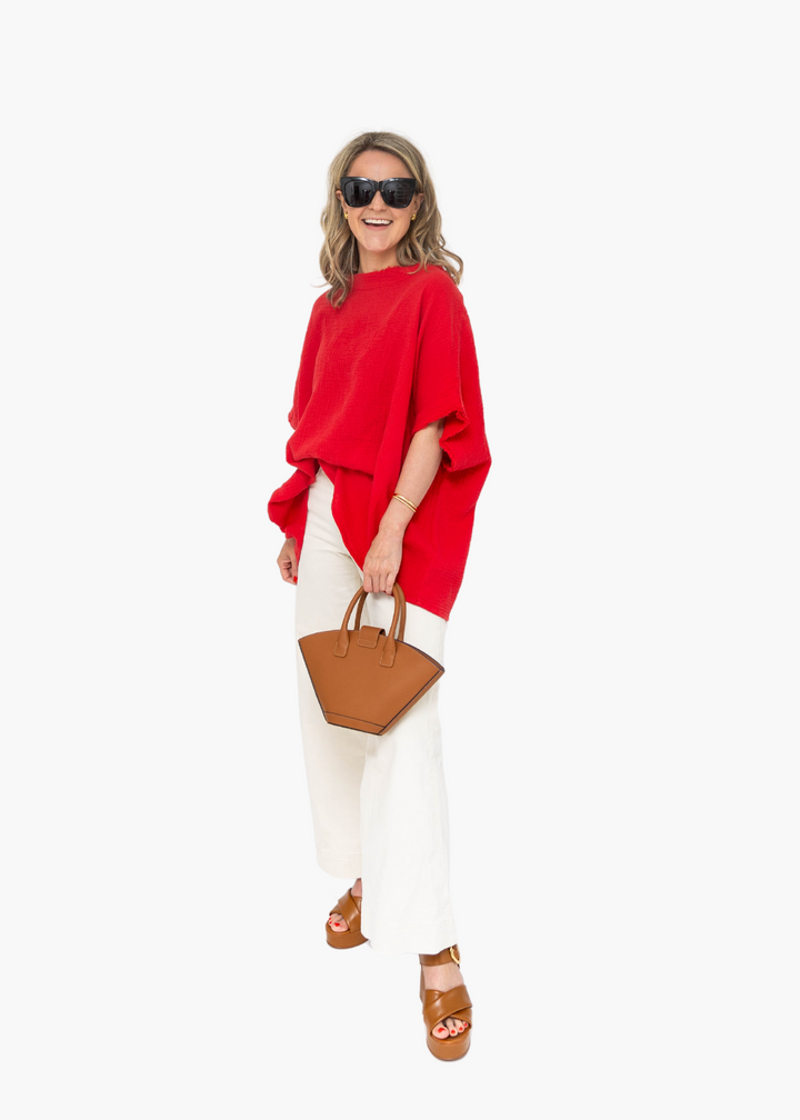 Soft-Gauze Poncho in Red