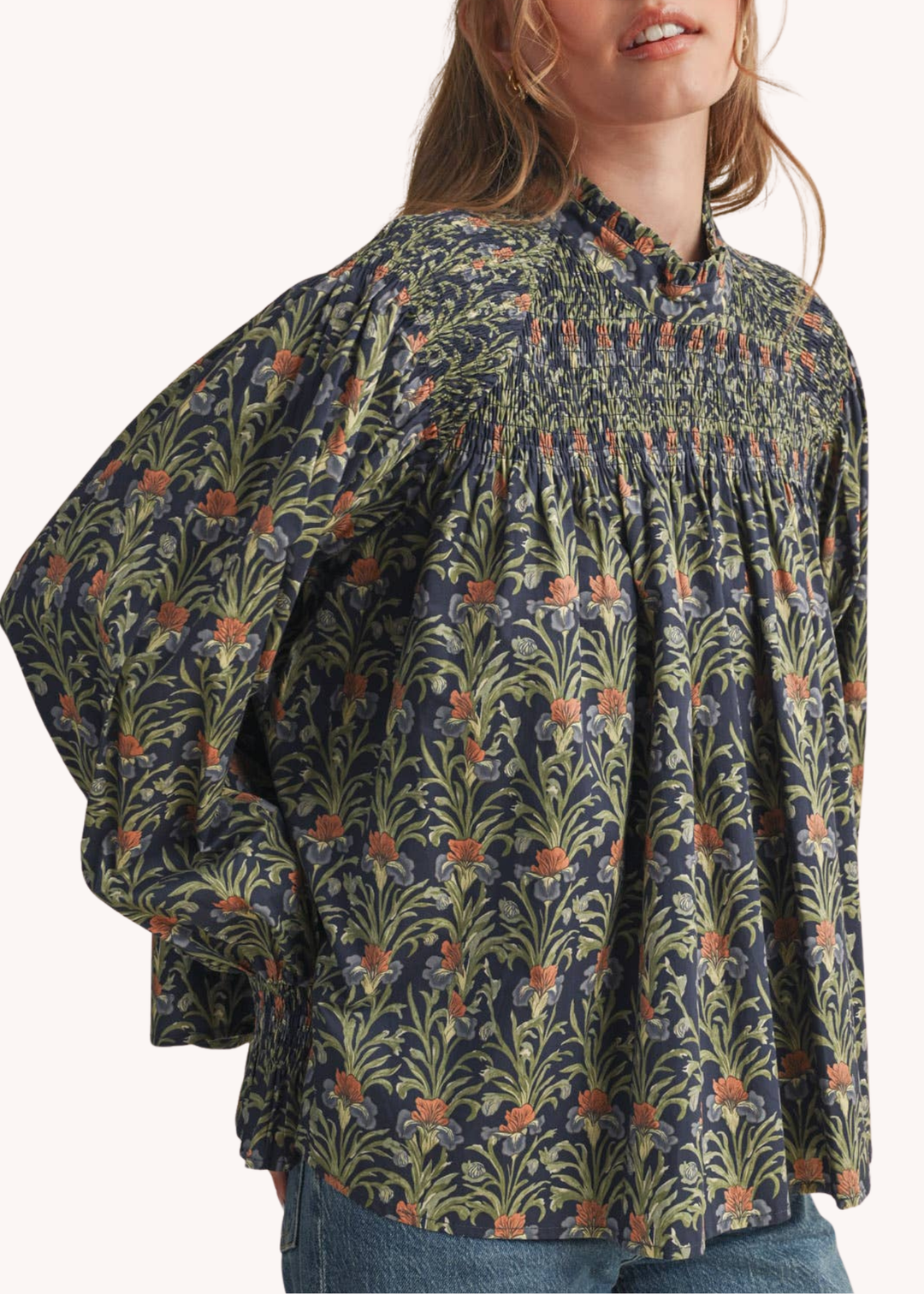 Kaki Smocked Cotton Top in Navy