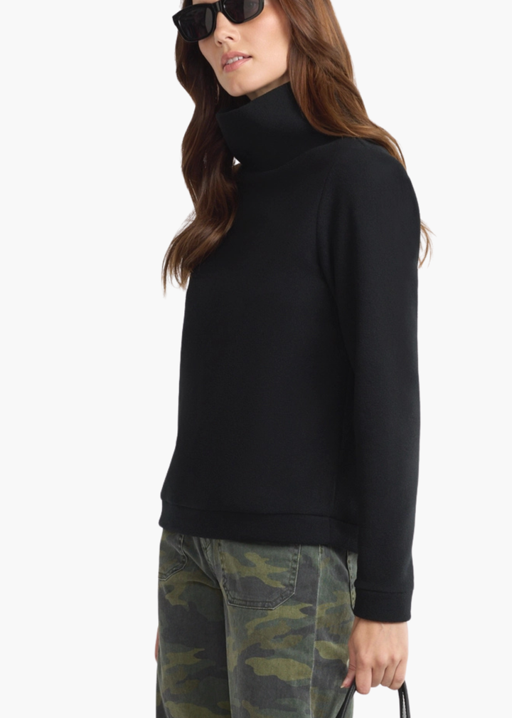 Park Slope Turtleneck in Black