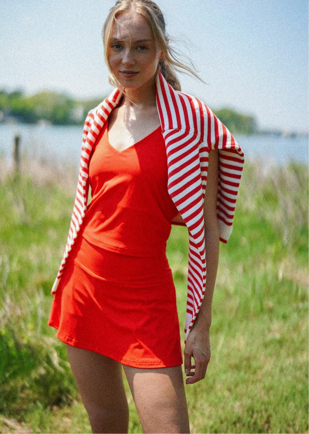 Anne Skort in Tomato