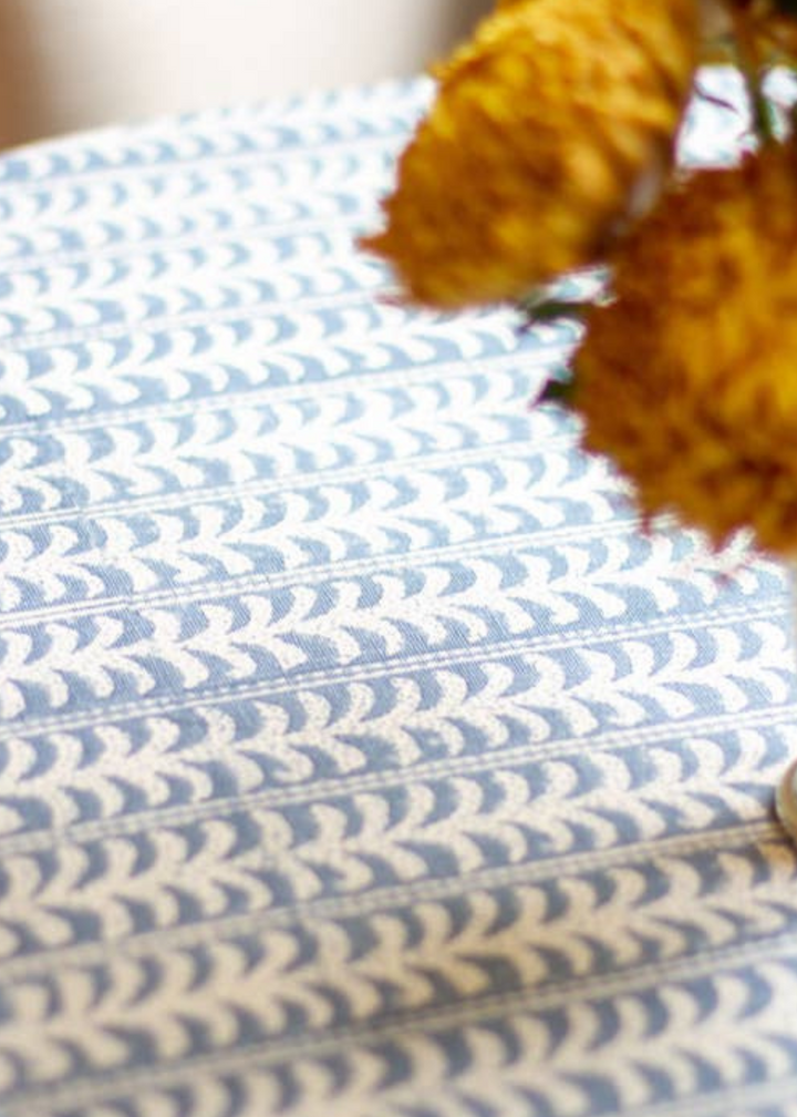 Endless Fleur Tablecloth in Dusty Blue