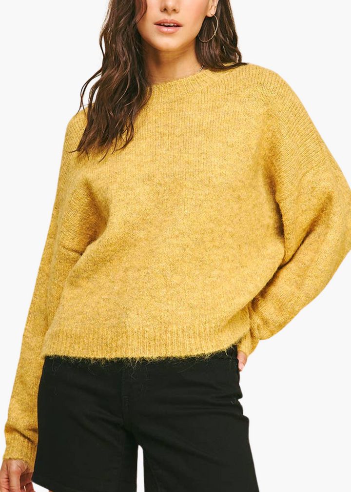 Long Sleeve Sweater Pullover in Golden Yellow