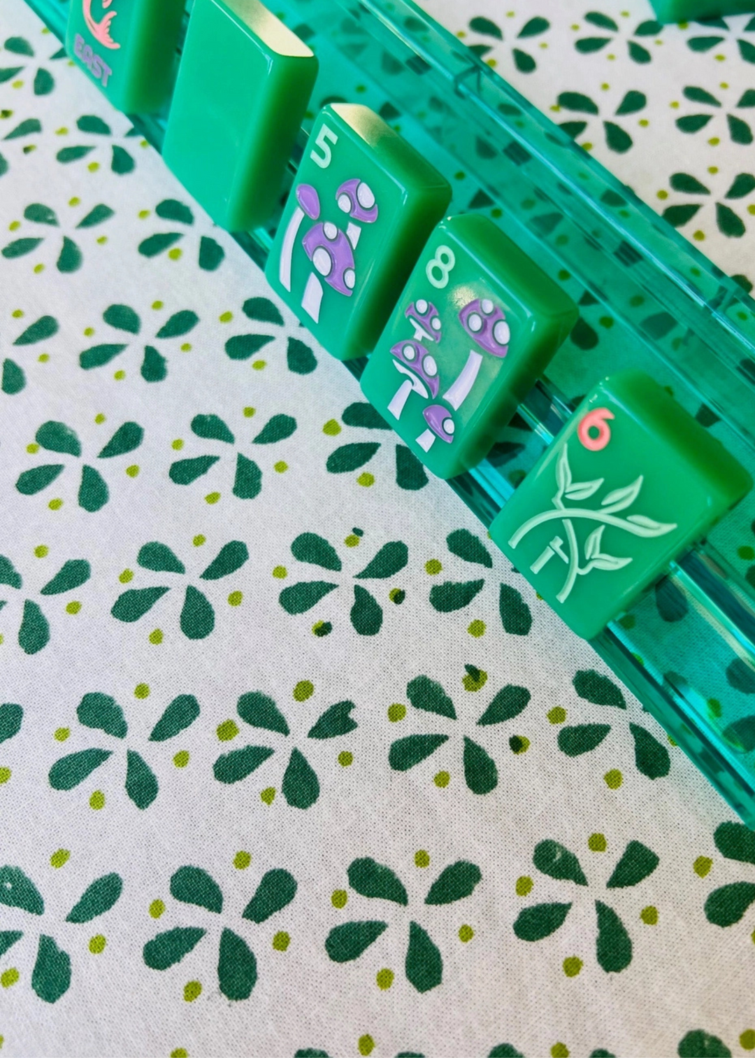 Petals Tablecloth in Green