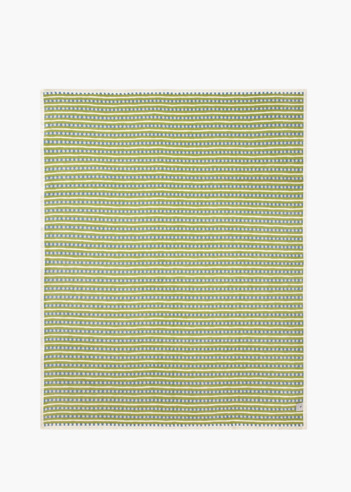 Chappy Wrap Blanket in Beach Pebble