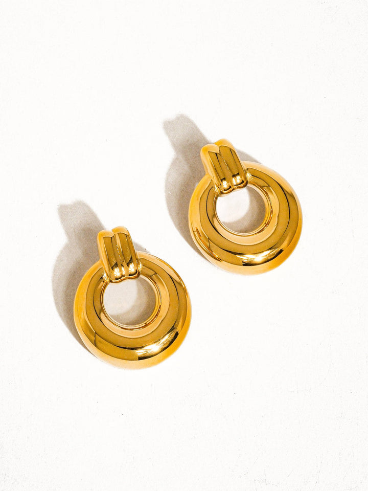 Hayden Classic Hoop Earring in 18K Gold