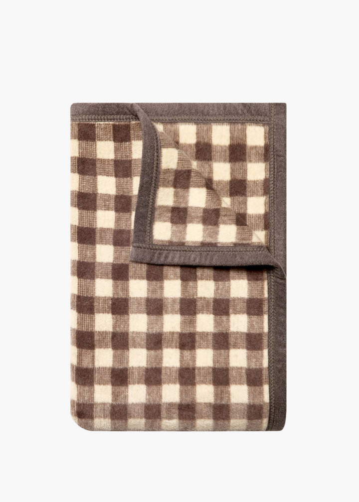 Chappy Wrap Midi Blanket in Gingham Mocha