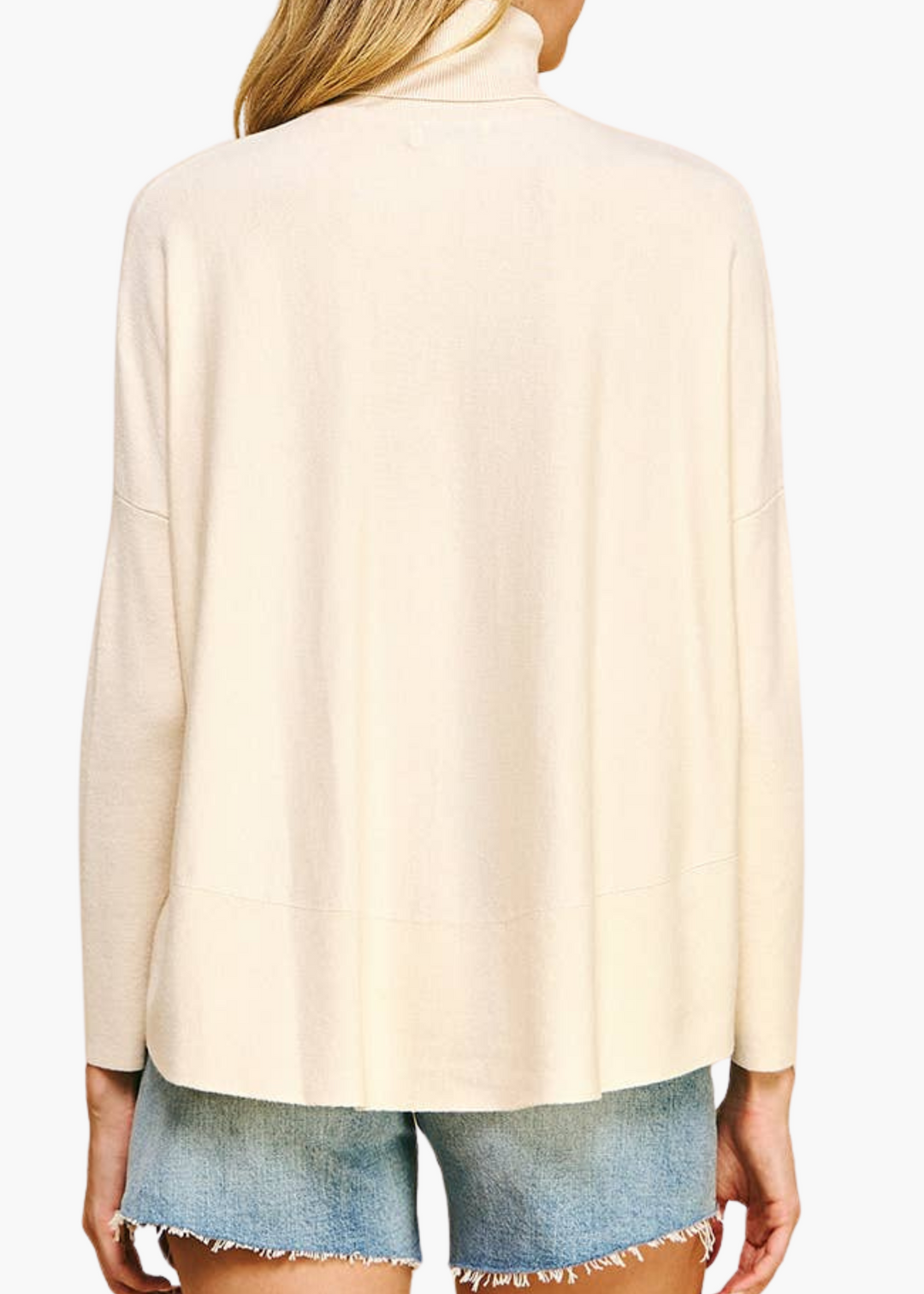 Turtleneck Pullover in Cream