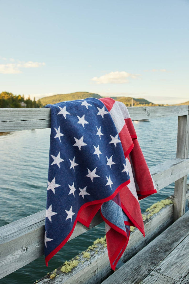 Chappy Wrap Blanket in American Flag