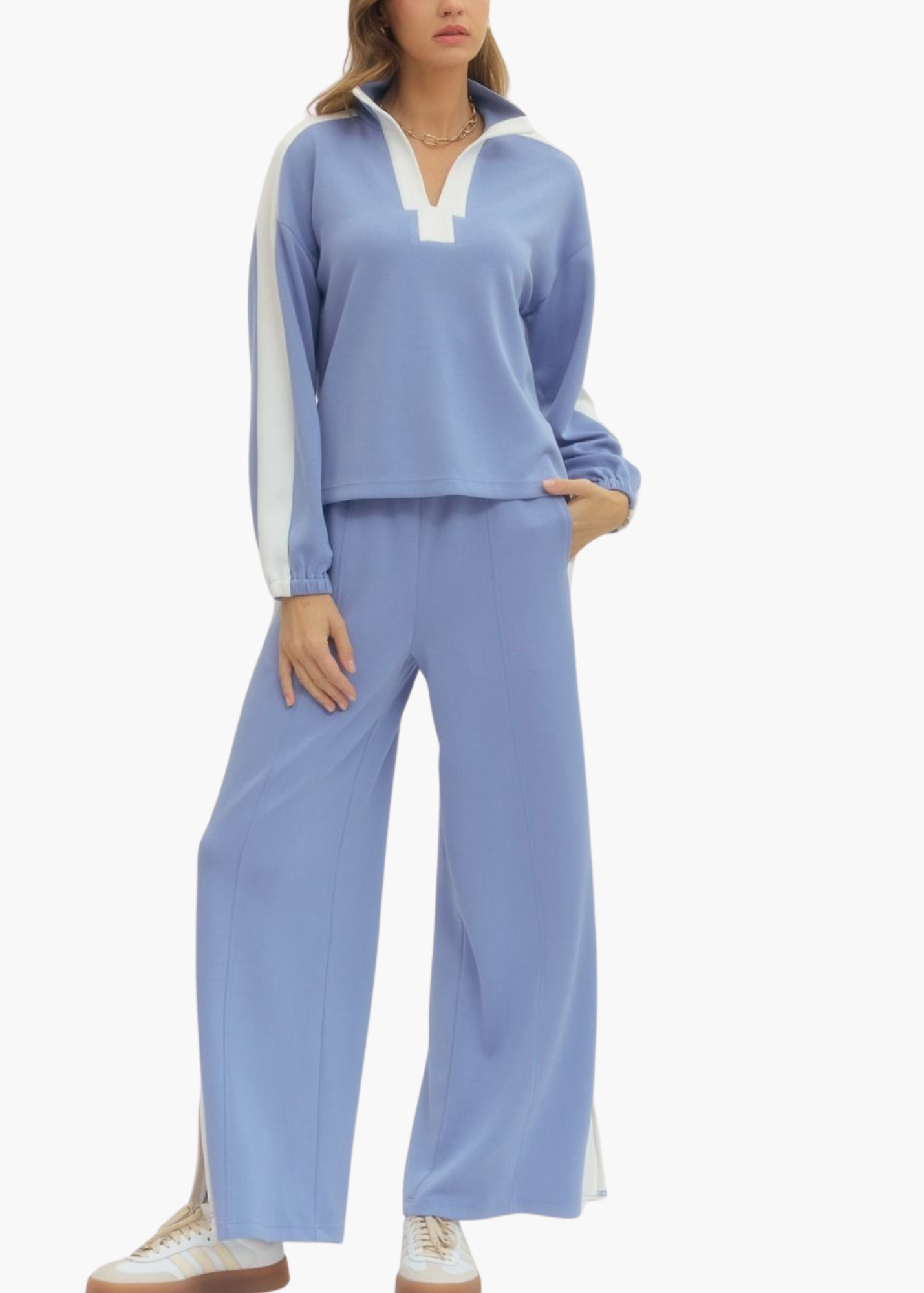 Maura Pullover in Light Blue