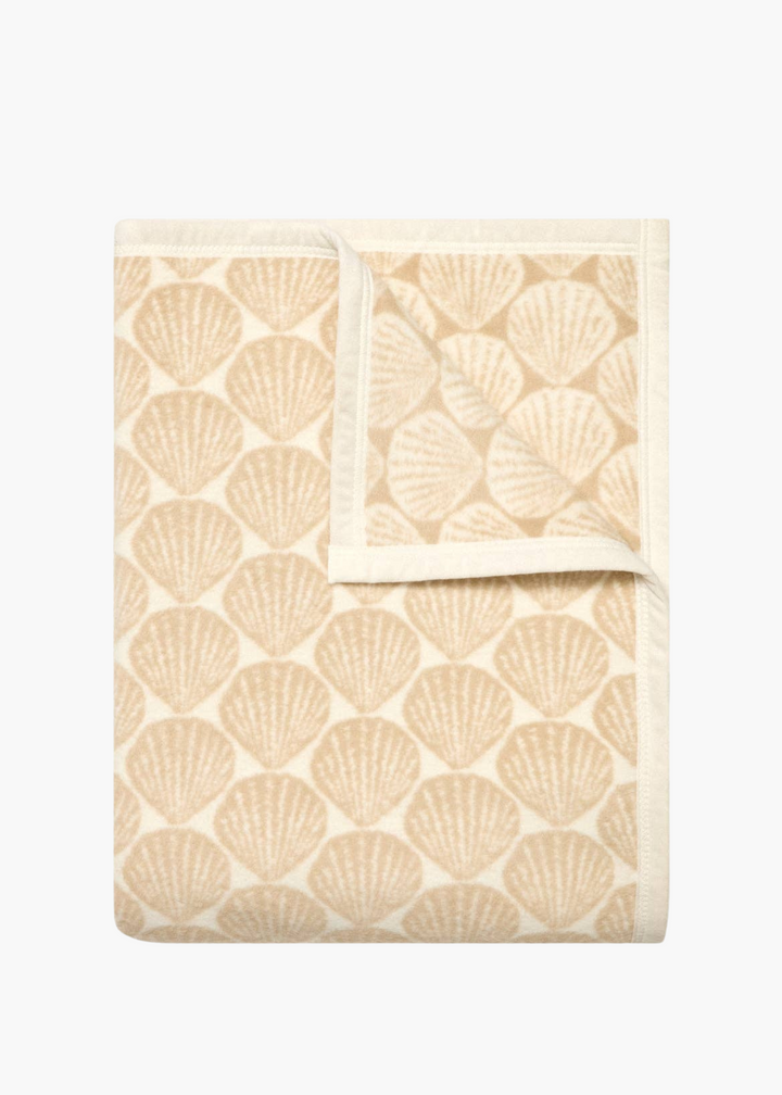 Chappy Wrap Blanket in Seashells Oak