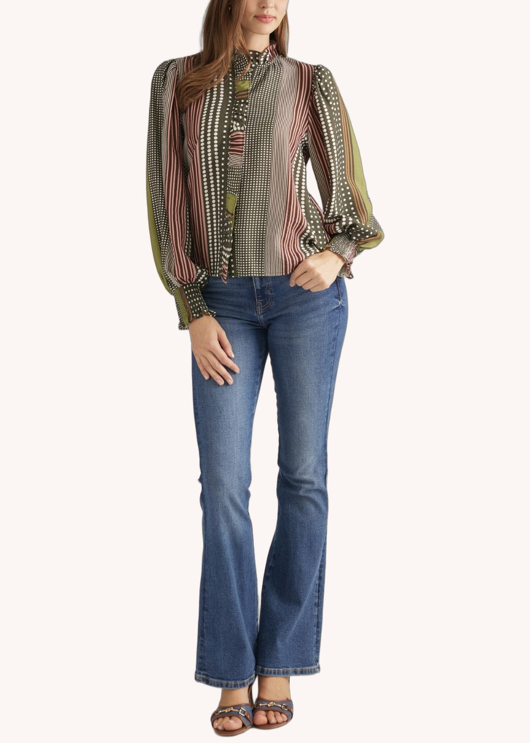 T33818 in Olive