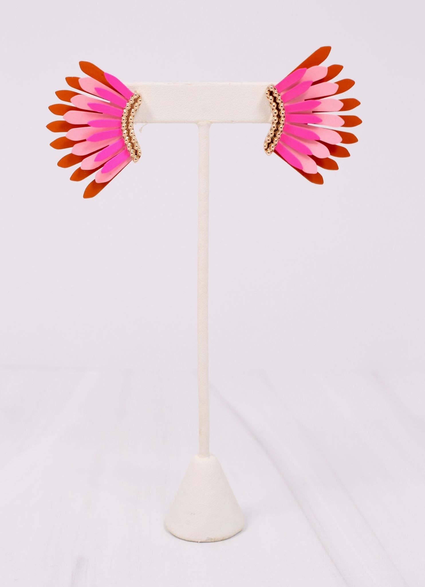 Fernie Metal Fan Earring in Pink and Orange