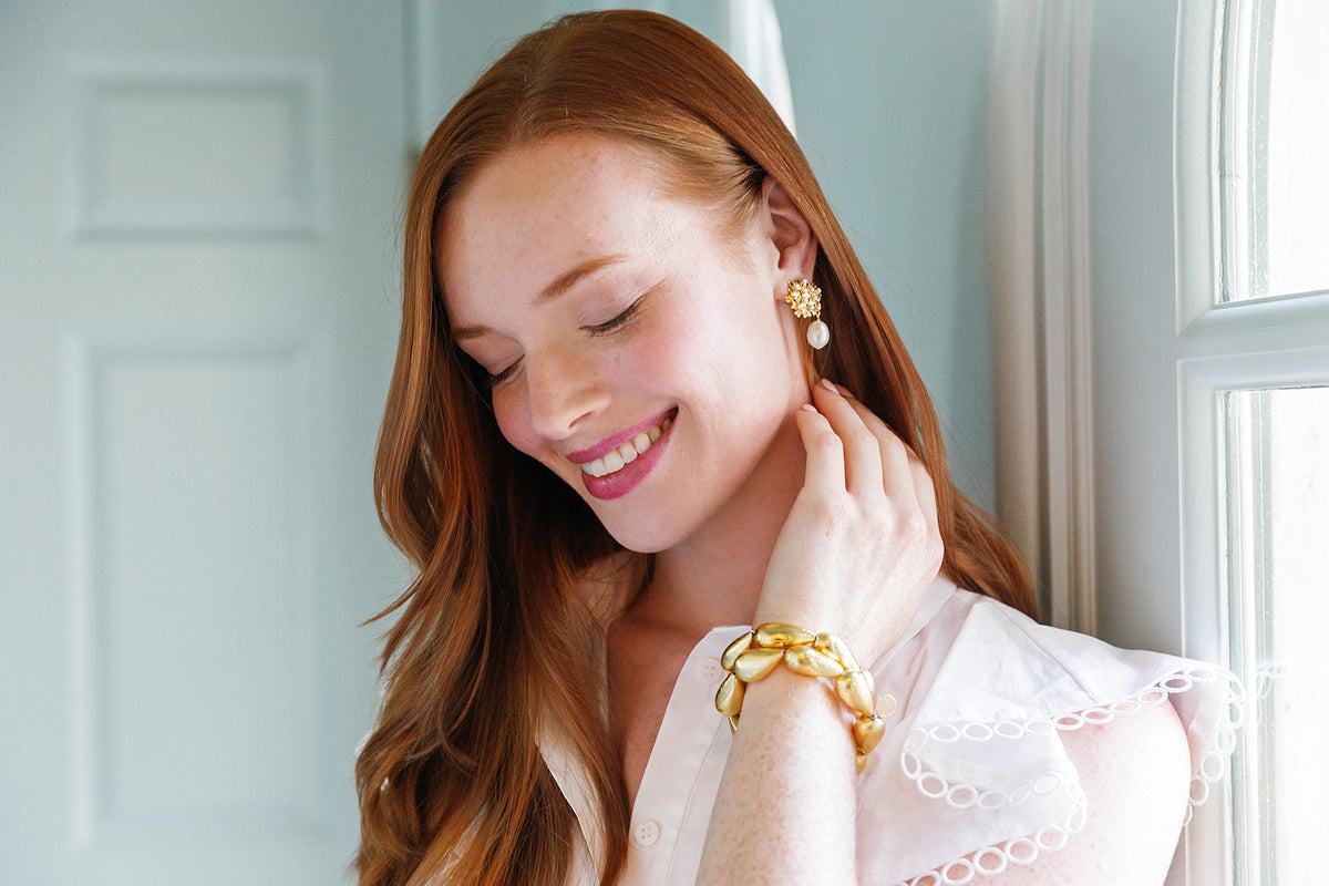 Jardin Hydrangea Pearl Single Earrings